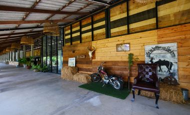 ขายด่วน ///ลดราคาพิเศษ/// คาเฟ่ฟาร์ม พื้นที่ 44ไร่ พร้อม ร้านอาหาร ร้านกาแฟ สนามฟุตบอล รีสอร์ท 10ห้อง โรงเรือน  3หลัง ดอนตูม นครปฐม