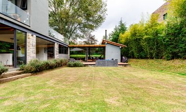 Casa en Venta, Rancho Avandaró, Valle de Bravo. Estado de México.