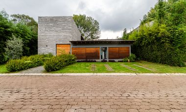 Casa en Venta, Rancho Avandaró, Valle de Bravo. Estado de México.