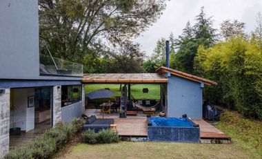 Casa en Venta, Rancho Avandaró, Valle de Bravo. Estado de México.