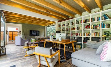 Casa en Venta, Rancho Avandaró, Valle de Bravo. Estado de México.