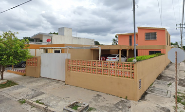 Casa en Calle 46 Reparto Granjas Kanasin Yucatan