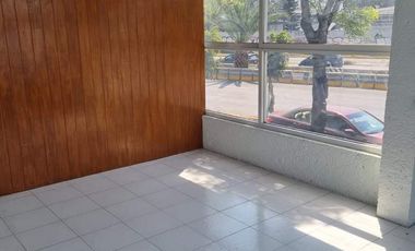 Edificio en renta en Mario Colín.