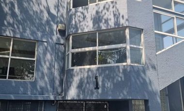 Edificio en renta en Mario Colín.