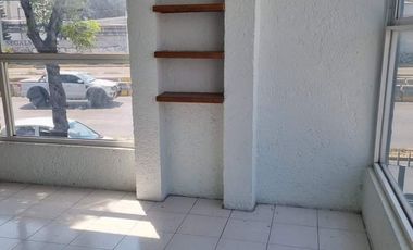 Edificio en renta en Mario Colín.