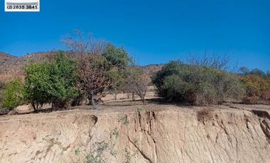 🏠Se vende hermosa casa en parcela, en sector Alhue.🏠