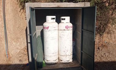 🏠Se vende hermosa casa en parcela, en sector Alhue.🏠