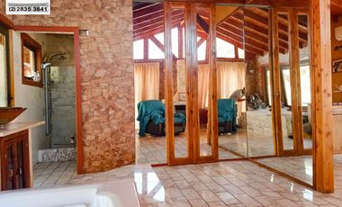 🏠Se vende hermosa casa en parcela, en sector Alhue.🏠