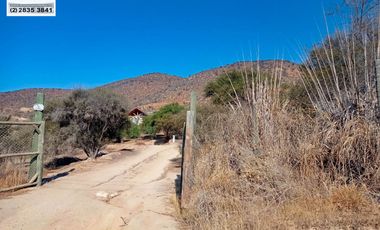 🏠Se vende hermosa casa en parcela, en sector Alhue.🏠