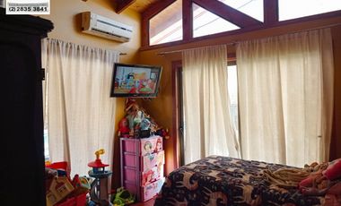 🏠Se vende hermosa casa en parcela, en sector Alhue.🏠