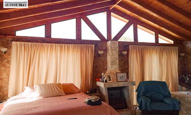 🏠Se vende hermosa casa en parcela, en sector Alhue.🏠