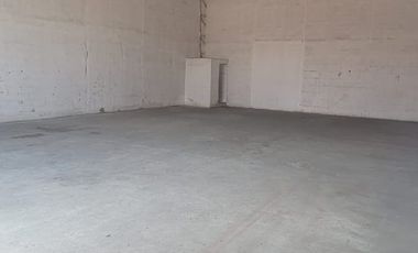 En alquiler estratégica bodega en complejo km 7.5 vía Daule