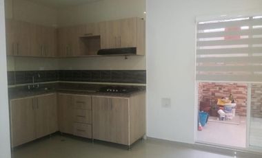 VENDO CASA EN CONDOMINIO; BARRIO  PORVENIR