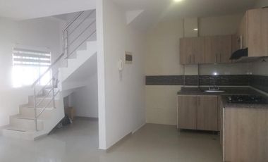 VENDO CASA EN CONDOMINIO; BARRIO  PORVENIR
