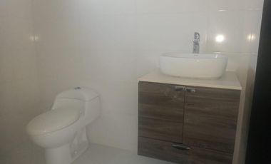 VENDO CASA EN CONDOMINIO; BARRIO  PORVENIR