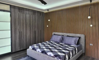 ULTRA Modern  & Cozy House in South FOrbes with panoramic view of Laguna De Bay and Mt. makiling 36M super Nego