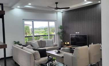 ULTRA Modern  & Cozy House in South FOrbes with panoramic view of Laguna De Bay and Mt. makiling 36M super Nego