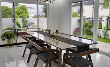 ULTRA Modern  & Cozy House in South FOrbes with panoramic view of Laguna De Bay and Mt. makiling 36M super Nego