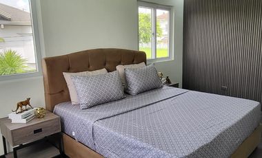 ULTRA Modern  & Cozy House in South FOrbes with panoramic view of Laguna De Bay and Mt. makiling 36M super Nego