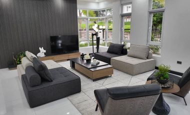 ULTRA Modern  & Cozy House in South FOrbes with panoramic view of Laguna De Bay and Mt. makiling 36M super Nego