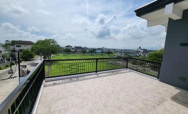 ULTRA Modern  & Cozy House in South FOrbes with panoramic view of Laguna De Bay and Mt. makiling 36M super Nego