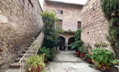 VENTA DE CASA EN EL CENTRO HISTORICO DE MORELIA