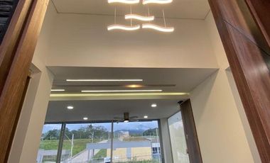 ESPECTACULAR CASA CAMPESTRE IBAGUÉ PISCINA PRIVADA EN VENTA (1 SOLO NIVEL)(NUEVA)