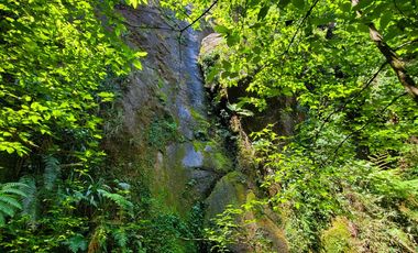 HERMOSO TERRENO CON UNA CASCADA.  EN TENANGO DE DORIA