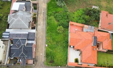 Excelente inversión, dos lotes en venta juntos, 224m2 cada uno, cerca al centro de Azogues.