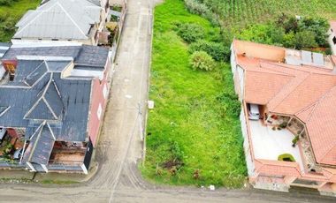 Excelente inversión, dos lotes en venta juntos, 224m2 cada uno, cerca al centro de Azogues.