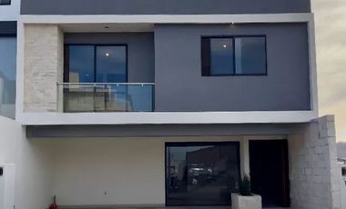 VENTA BONITA CASA EN SAN ÁNGEL IV