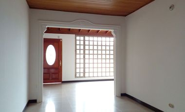 PR17567 Casa en arriendo en Loma del Chocho