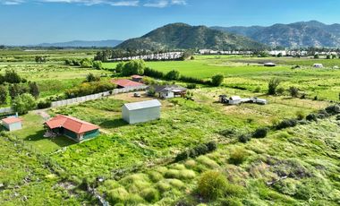 Se venden dos casas en sitio de 9.264m2, sector rural de Rauco, Curicó