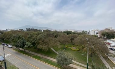 PENTHOUSE EN VTA FRENTE PARQUE CALLE LA NIÑA, SURCO