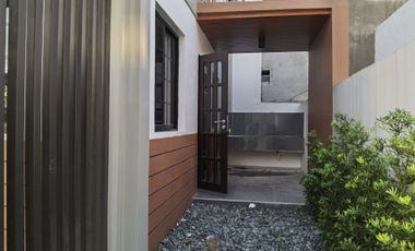 TWO-Storey Single Attached House FOR SALE in CALOOCAN CITY