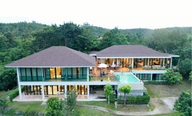 For sale/rent : Two-storey pool villa amidst beautiful nature.