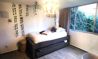 VENTA  CASA CALLE  IXCATEOPAN COLONIA SANTA CRUZ ATOYAC BENITO JUAREZ CDMX.