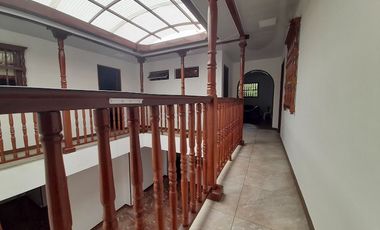 PR17205 Venta de casa comercial en Prado Centro