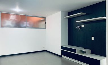 PR18177 Apartamento en arriendo en el sector Loma de Las Brujas