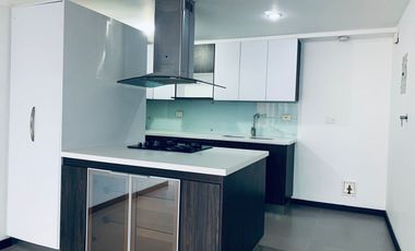 PR18177 Apartamento en arriendo en el sector Loma de Las Brujas