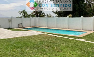 CASA ESTILO MEDITERRÁNEA EN CONDOMINIO SEGURO EN LOMAS DE LO AGUIRRE