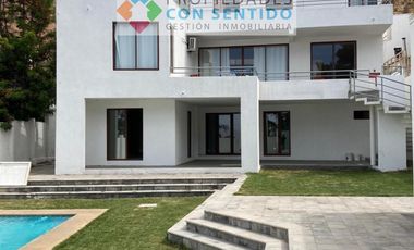 CASA ESTILO MEDITERRÁNEA EN CONDOMINIO SEGURO EN LOMAS DE LO AGUIRRE