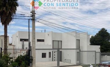 CASA ESTILO MEDITERRÁNEA EN CONDOMINIO SEGURO EN LOMAS DE LO AGUIRRE