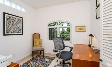 Preciosa casa en la seguridad de villas del tepalo!
