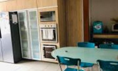 Vendo Hermosa Casa Amplia en Miraflores