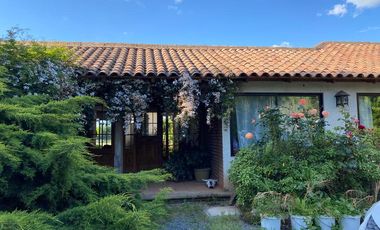 Casa Maravillosa  en exclusivo Sector Loncomilla