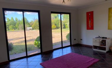 Casa Maravillosa  en exclusivo Sector Loncomilla