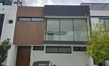 Casa en venta en Valle Imperial Zapopan