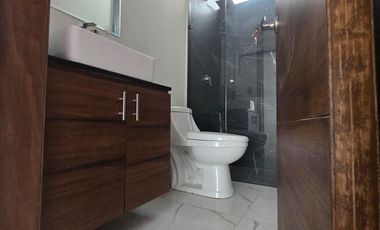 Casa en venta en Valle Imperial Zapopan