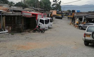 Vendo parqueadero lote en la Estrella Antioquia